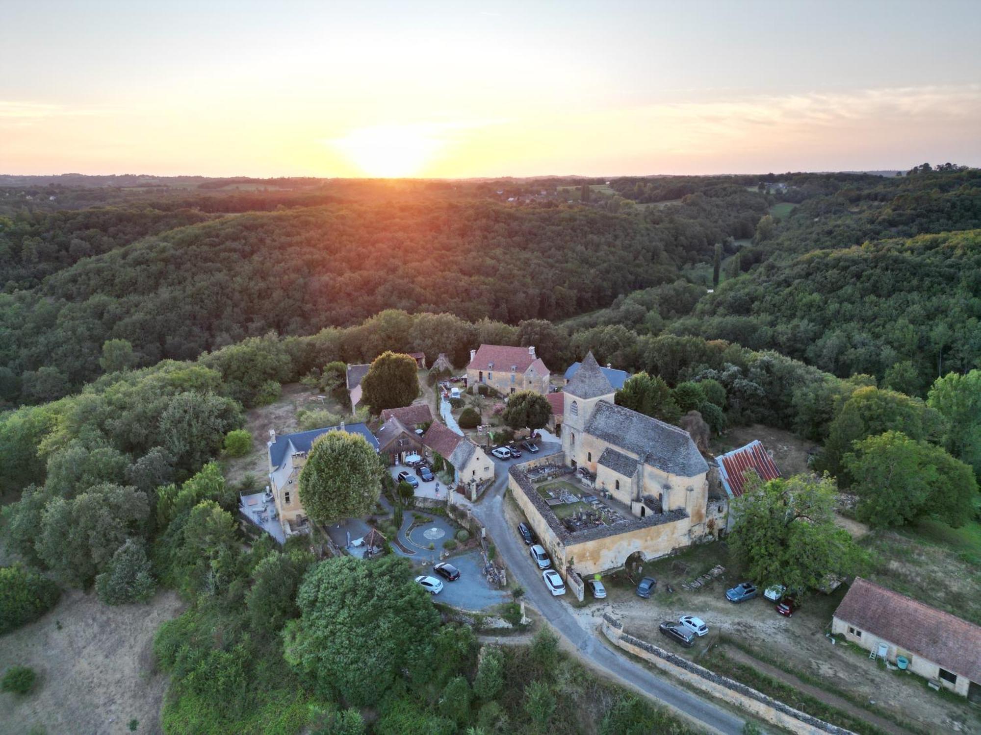Le Manoir De Carlucet Gite Saint-Crépin-et-Carlucet エクステリア 写真